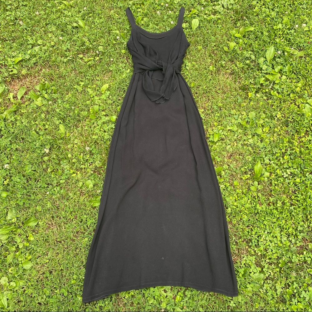Sleeveless Black Maxi Dress - great for travel!